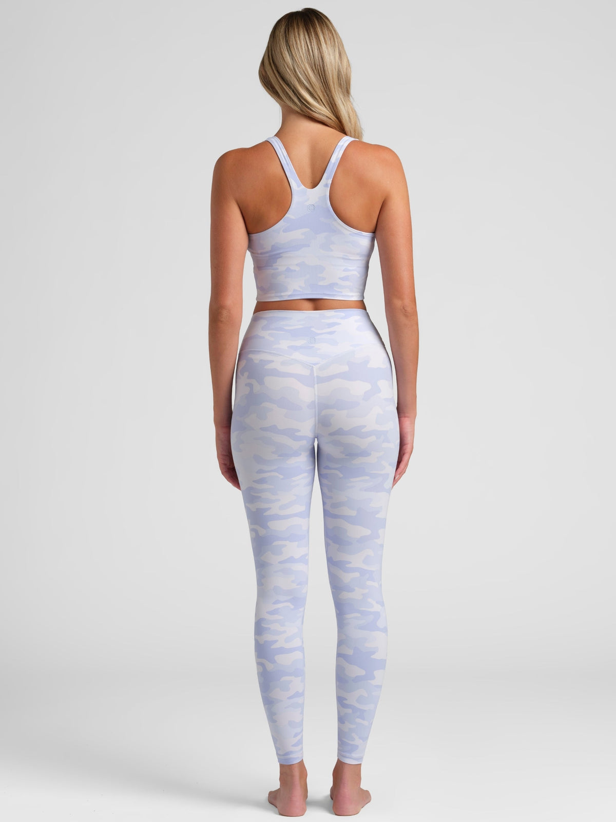 Noblezza PrimeCore™ V-Neck Crop Tank