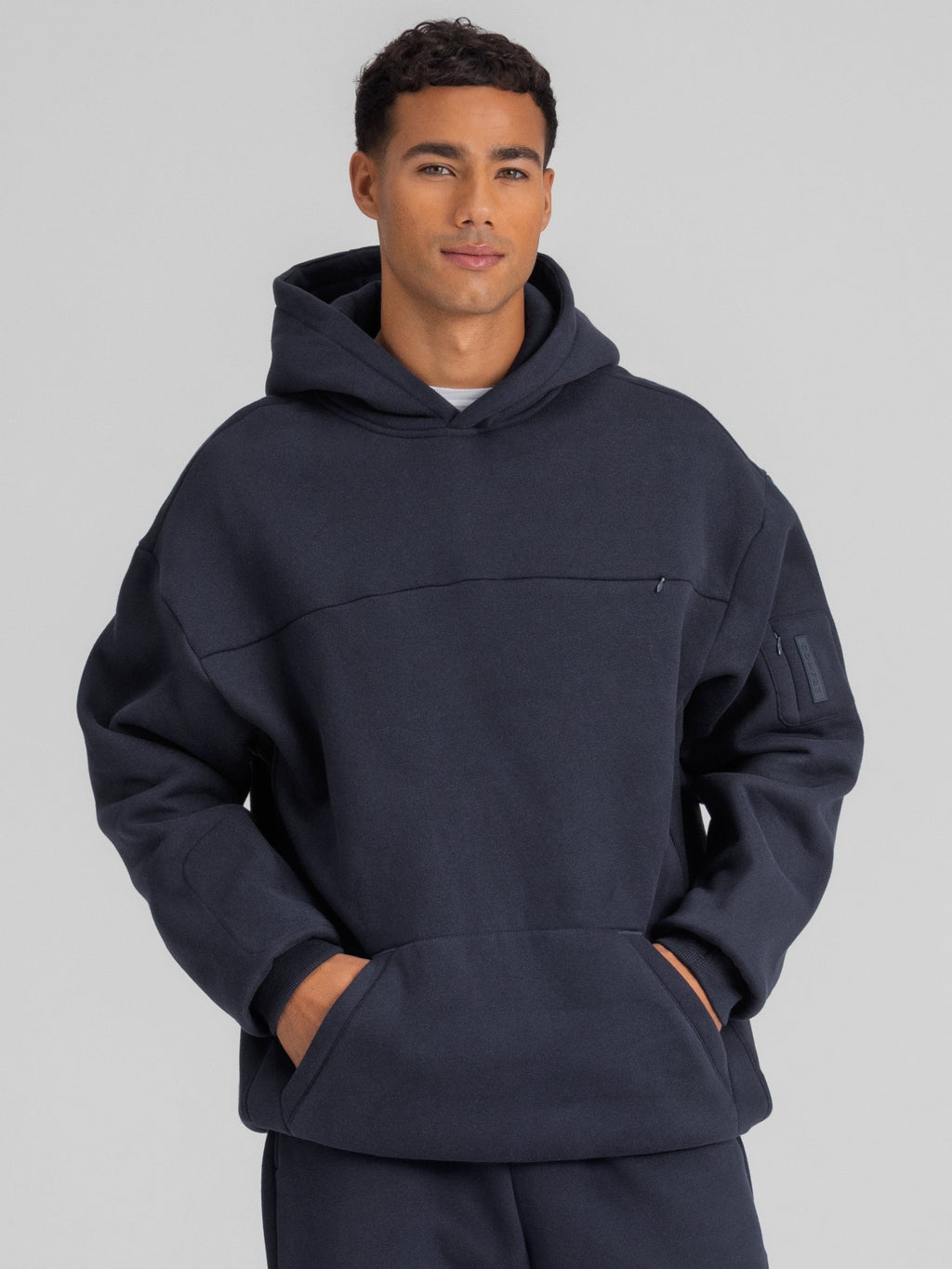 Explorer Travel Hoodie – Mega