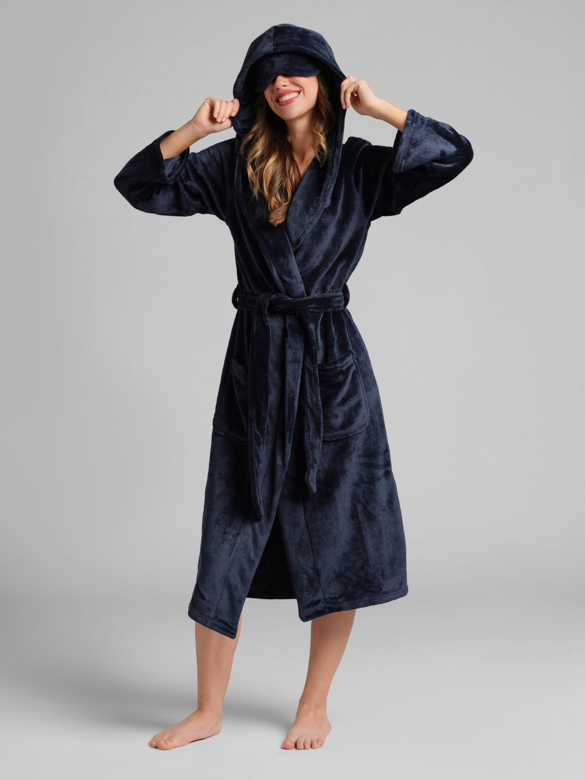 Do Not Disturb Dreamday™ Plush Robe