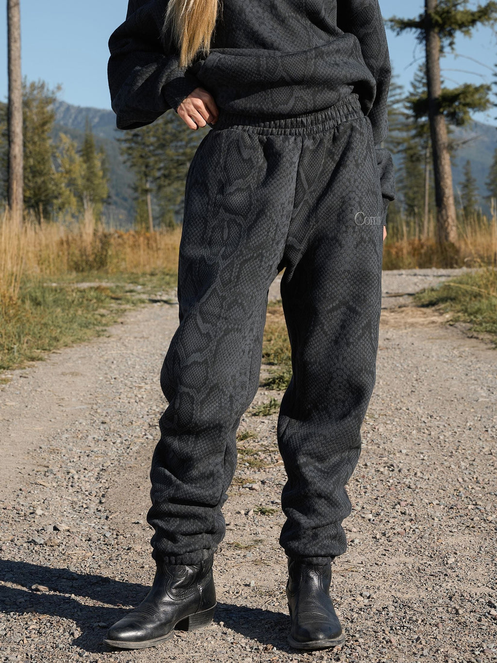Minimalist Sweatpants