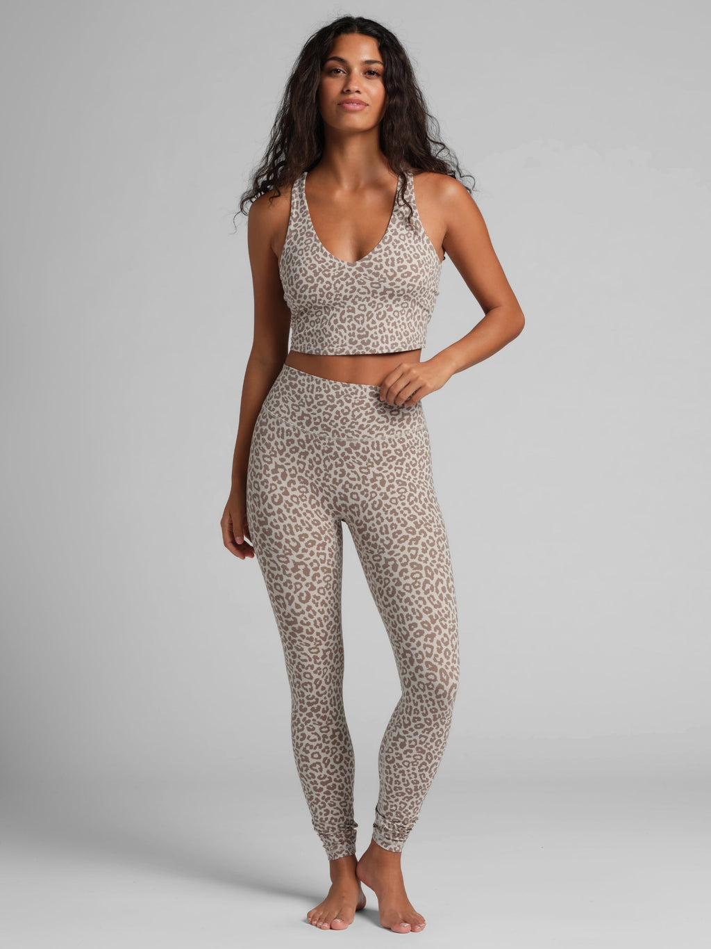 Noblezza PrimeCore™ V-Neck Crop Tank