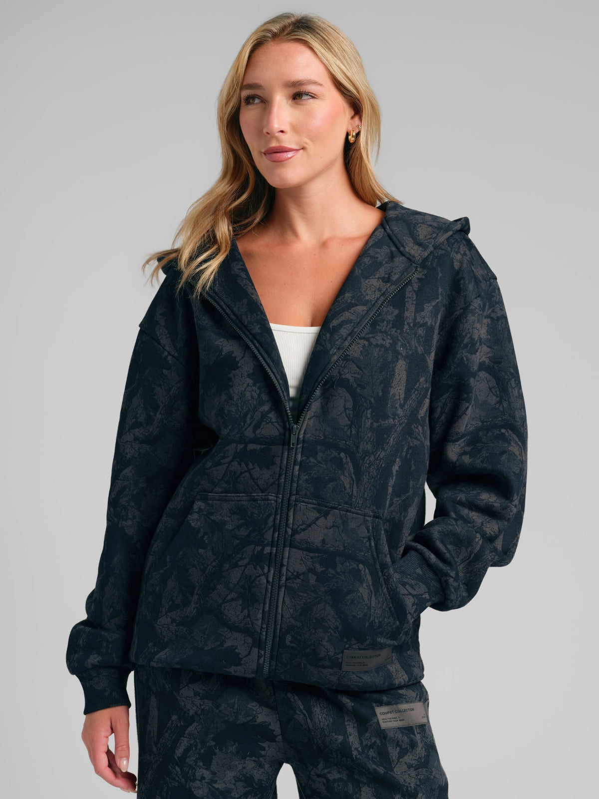 Camo Zip Hoodie – Mega