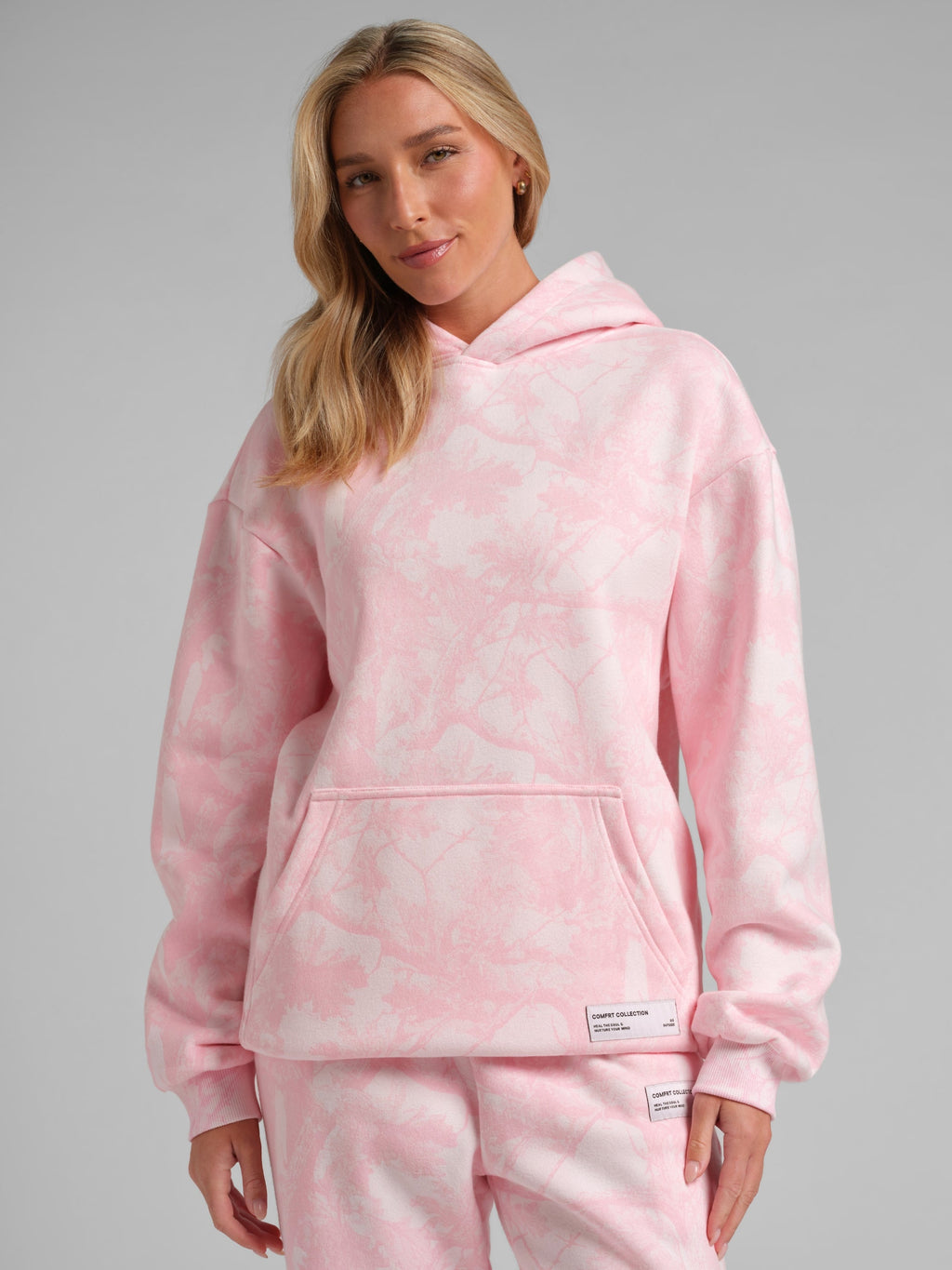 Camo Hoodie – Mega