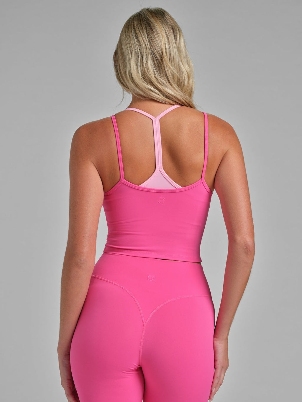 Noblezza PrimeCore™ 2.0 Double Layer Crop Tank