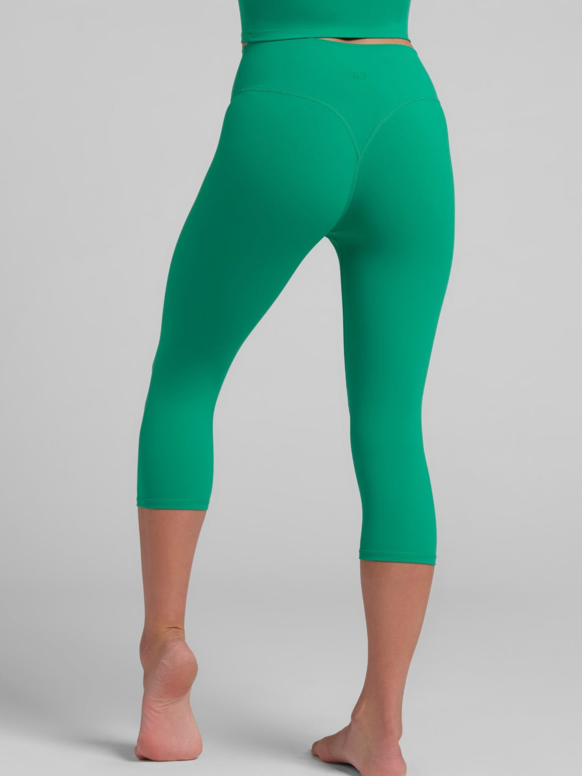 Noblezza PrimeCore™ 2.0 High-Waist Capri 18"