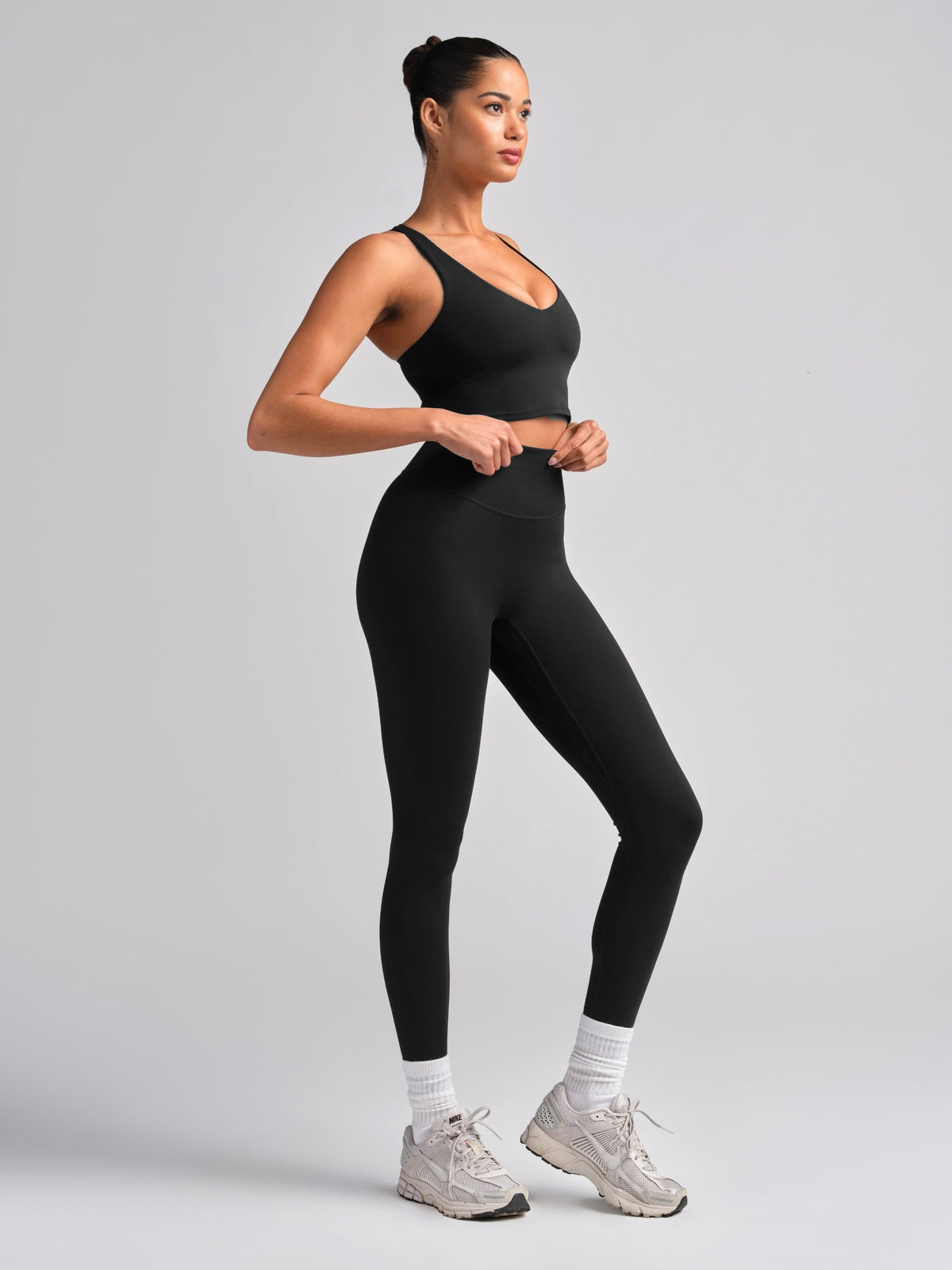 Noblezza PrimeCore™ V-Neck Crop Tank