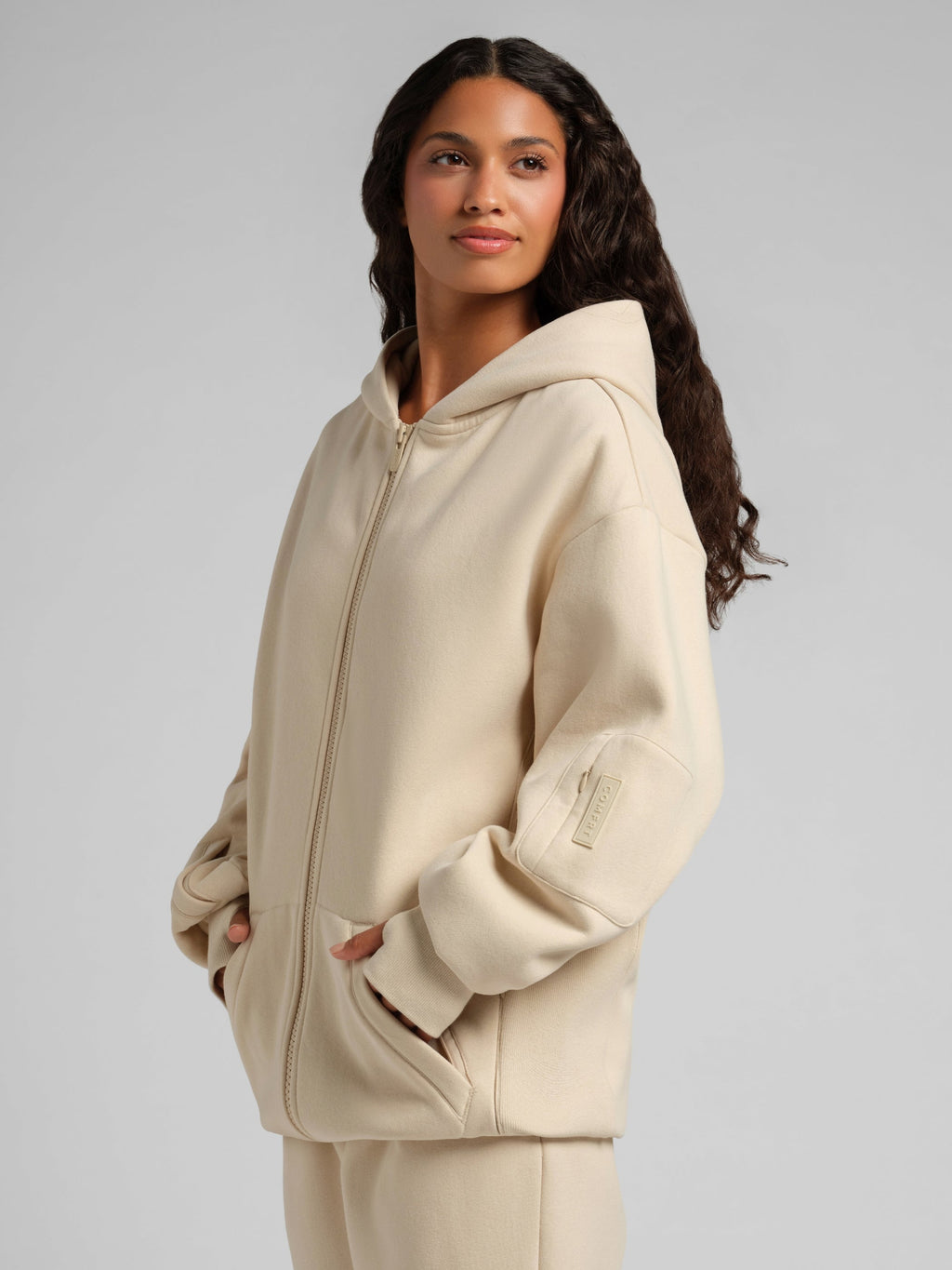 Explorer Travel Zip Hoodie – Mega