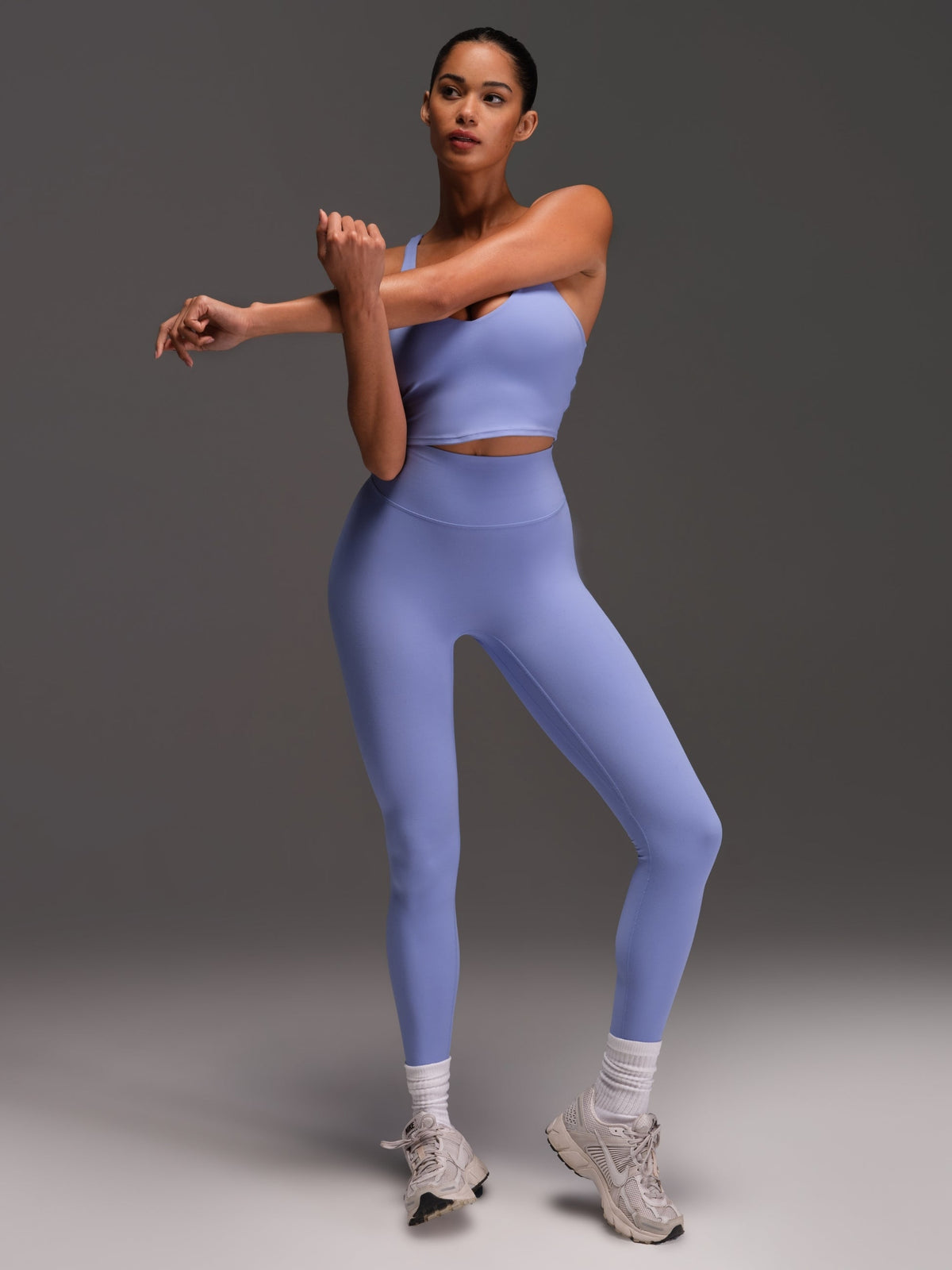 Noblezza PrimeCore™ V-Neck Crop Tank