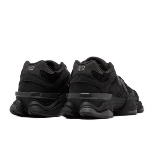 9060 Triple Black Cat